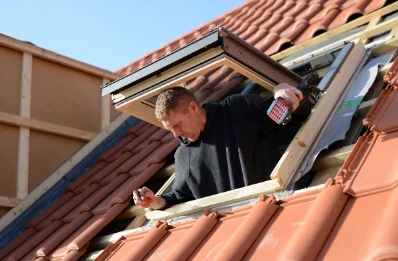 Pose de fenêtres de toit Velux à Lacenas